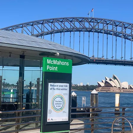 Sydney Harbor Bridge And Opera House View Apartment Exterior photo